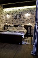 Arina Apartments