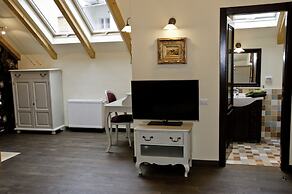 Arina Apartments