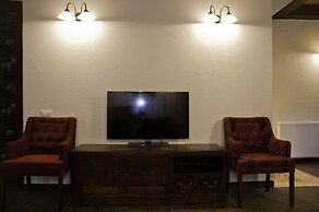 Arina Apartments