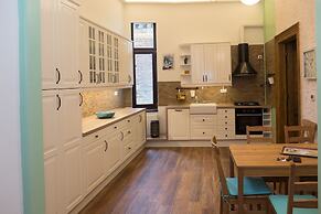 Arina Apartments 2