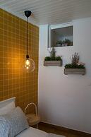 Flores Guest House