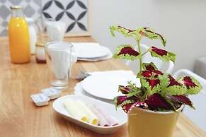 Flores Guest House