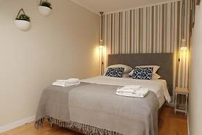 Flores Guest House