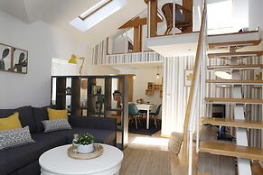 Flores Guest House
