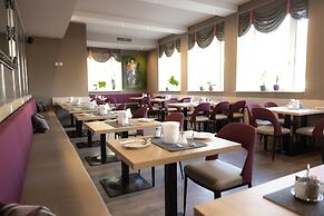 Hotel Max 70