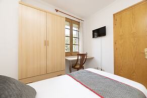 Hostal Montserrat