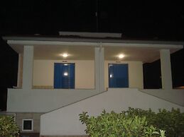 Villa Lara