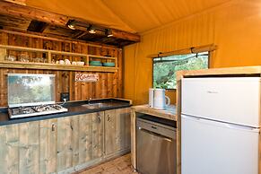 Weekend Glamping Resort