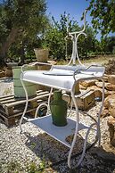 Paradise Trulli