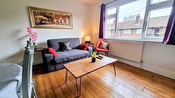 Stunning Central Richmond with garden