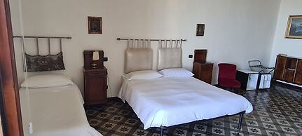 Marina Inn