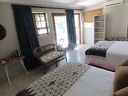 Sunset Lodge & Safaris