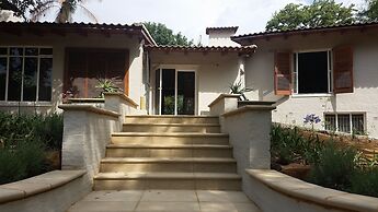Amberhall Guesthouse