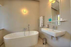 Amberhall Guesthouse