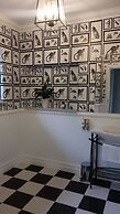 Amberhall Guesthouse
