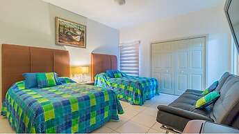 Unlimited Luxury ROSA'S CONDO