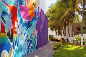 Garner Hotel Mazatlan Beach by IHG