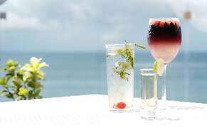 Garner Hotel Mazatlan Beach by IHG