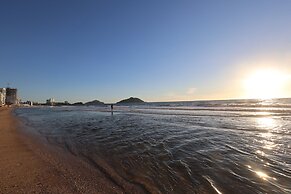 Garner Hotel Mazatlan Beach by IHG