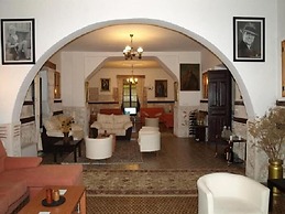 Hostal La Mesnadita