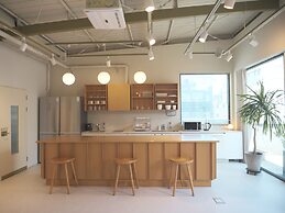 Upflo Hostel