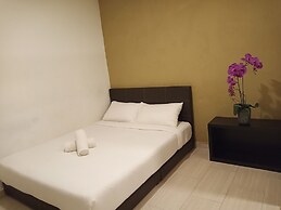 We Hotel
