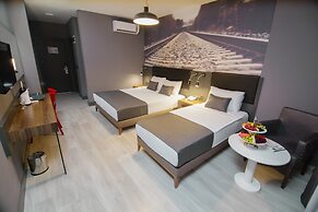 Ramira City Hotel - Adults Only
