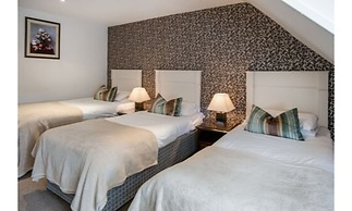Queens Head Hotel