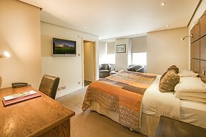 Queens Head Hotel