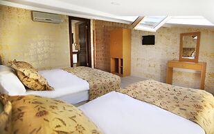 Theodian Hotel