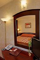Hotel Capitol