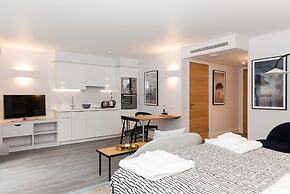 Rockwell East