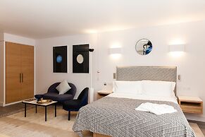 Rockwell East