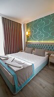 Side Lowe Hotel