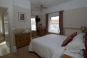 Westbury Lodge