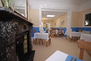Westbury Lodge