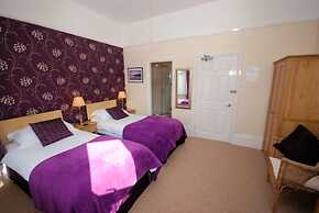 Westbury Lodge