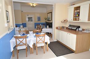 Westbury Lodge