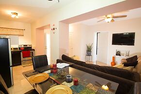 The Bailey's New Kingston Suites