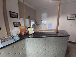 Channel View Hotel