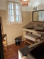 A La Maison