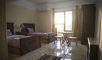 Cheops Pyramids Inn