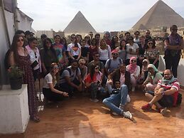Cheops Pyramids Inn