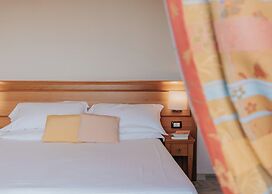 Hotel Flora