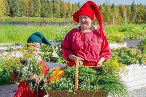 Elves Village Hotel