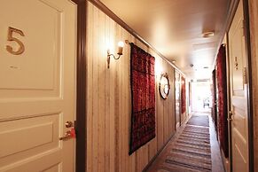 Elves Village Hotel