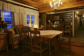 Elves Village Hotel