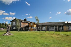 Elves Village Hotel