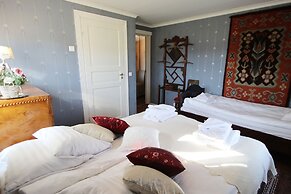 Elves Village Hotel