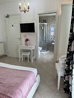B&B Euthalia